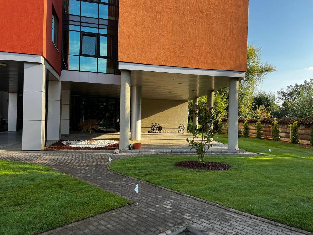 Amenajare peisagistică DEER